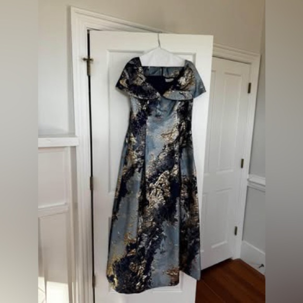 Women’s Formal Dress